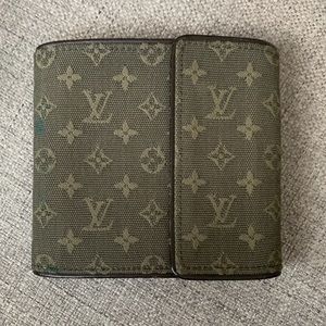 Louis Vuitton Men’s Mini Lin Compact Wallet